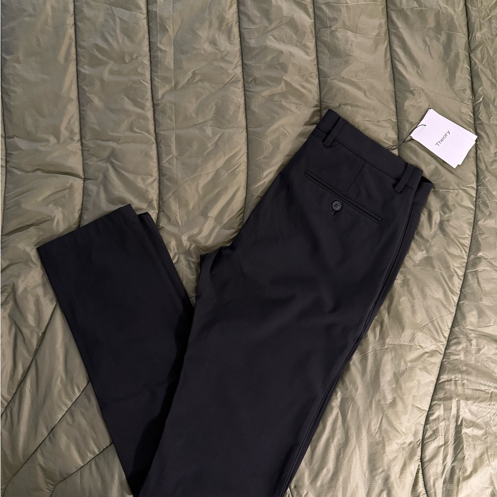 Theory “Zaine SW” Active Nylon dress pants - Picture 4 of 5